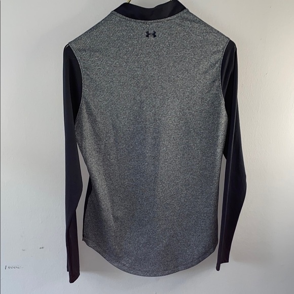 Black and Gray Fitted Long Sleeve Tee with Mandarin Collar - Picture 8 of 10